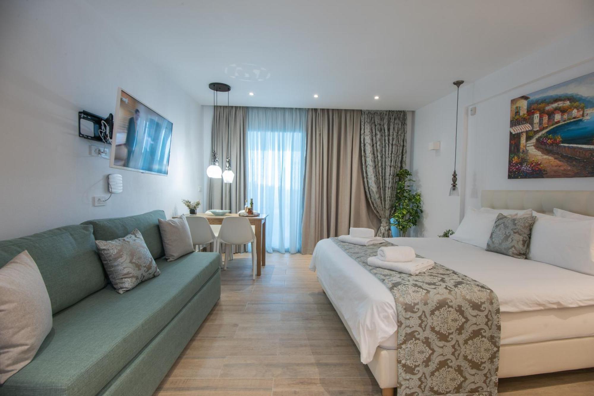 Ammos Lux Apartments Crete Agios Nikolaos  Exterior photo